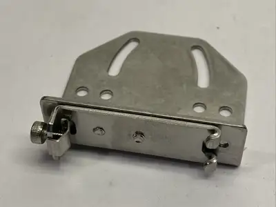 IZN10-B1 | SMC  I-Bracket For IZS/IZF Ionizer LOT OF 2 - Used