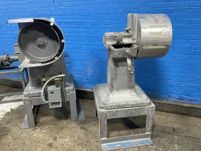 Used WYSONG & MILES 171 Woodworking Stroke Sanders Ohio US | HGR 24 #1266699
