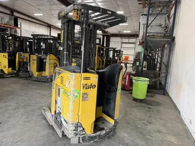 Used 2015 YALE NR040DB Reach Trucks | Zoom Lifts & Equipment #1182289
