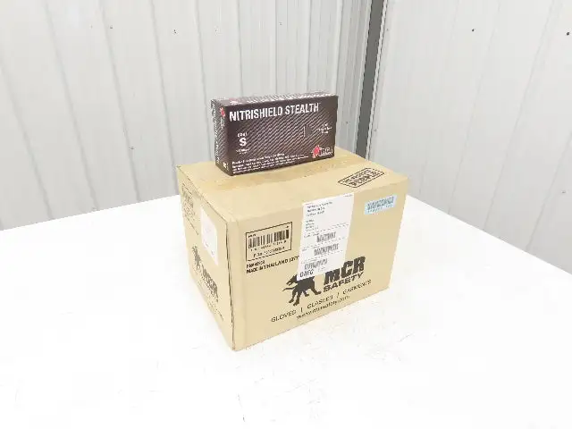 MCR Nitrishield Stealth Small Black Nitrile Gloves 4 Mil Non-Med 100ct Lot of 11