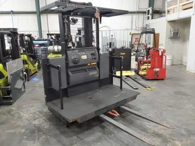 USED 2021 CROWN SP3510-30