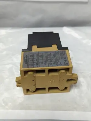 Used ALLEN-BRADLEY 700-P200-A1 Miscellaneous Equipment (Electrical & Power) Ohio US | Surplus Asset Holdings #1240593