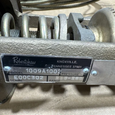 USED Robertshaw 1009A1002