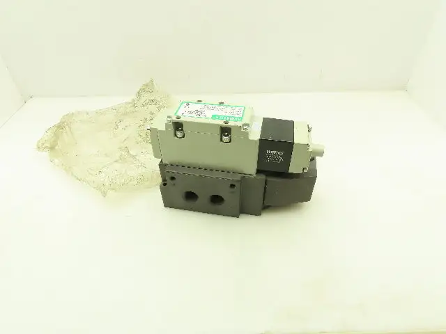 Numatics I35SA43AK000030 Pneumatic Air Valve Directional Control 150PSIG 120VAC