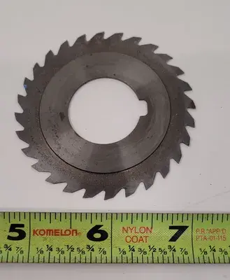 ASSORTED SIDE MILLING CUTTERS (24 PCS) - 18X 3"X.148, 6X 2.5"X.04"