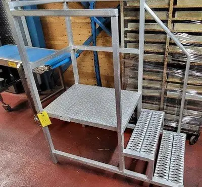 Aluminum Warehouse Stairs