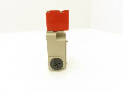 Omron D4BS-75FS Solenoid Interlock Limit Switch Safety Door 2A/400V