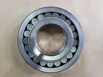 NEW SKF 21315 EK