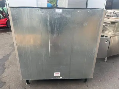 Ice-O-Matic B110PS Reinforced Ice Storage Bin - 854 lb.Ice-O-Matic B110PS Reinforced Ice Storage Bin - 854 lb.