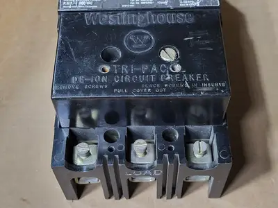 Used WESTINGHOUSE FB3040PL Switchgears British Columbia CA | Lenmark #409272