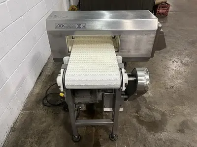 USED LOCK INSPECTION SYSTEMS 30 CXE