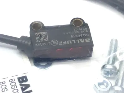 BOS R020K-NS-RF10-02, BOS0219 | Balluff BOS0219 Diffuse Photoelectric Sensor BOS R020K-NS-RF10-02 - New