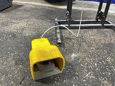 20.5”x18”x15” Waterjet Cleaning System