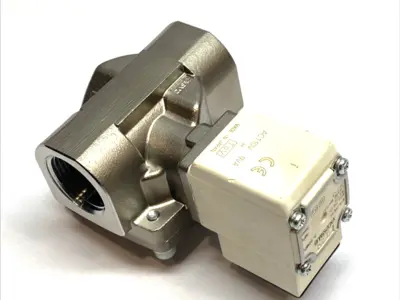 USED SMC 2-PORT SOLENOID VALVE HEATED WATER PILOT OPERATED IP65