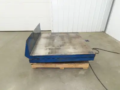 Used VESTIL _UNKNOWN_ Misc Lifts Indiana US | Arrow Industrial #1408597