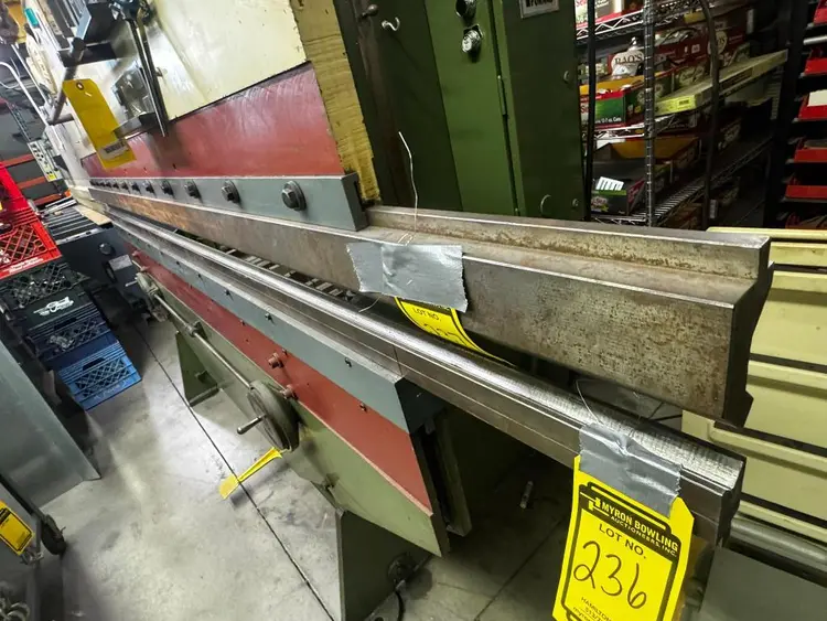 Used _UNKNOWN_ _UNKNOWN_ Press Brake Tooling Ohio US | Myron Bowling Auctioneers Inc #1518542