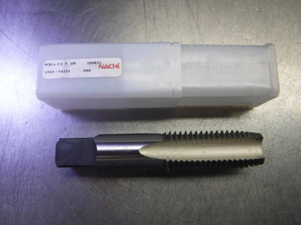 Nachi M30 x 3.5 D9 4 Flute HSS Plug Tap M30x3.5 P D9 / L910/54252 (LOC3423A)