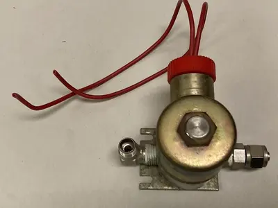 Used SKINNER V52DB2100 Solenoid Valves Ohio US | Surplus Asset Holdings #1243769