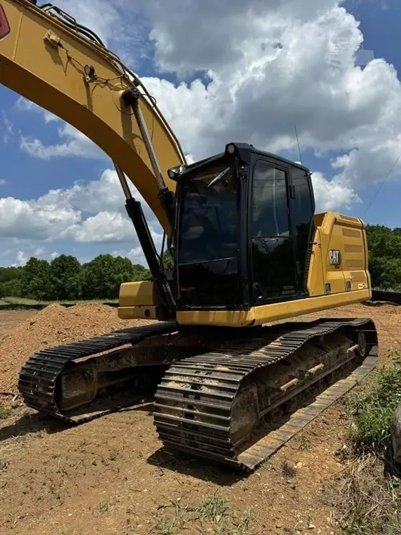 Used 2021 CATERPILLAR 320 Excavators Tennessee US | Big D Heavy Equipment #1556365