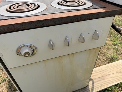 Used MONARCH ELECTRIC WOOD / ELECTRIC RANGE LNCE119P Electric Cooking Equipment Michigan US | Miedema Asset Management Group #1419797