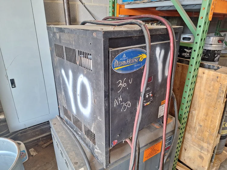 Used _UNKNOWN_ _UNKNOWN_ Battery Chargers Georgia US | Auction Management Corporation #1548530