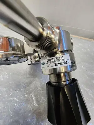 AIRGAS REGULATOR Y111213C580-AL 200 PSI - 4000 PSI