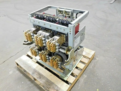 Used GE AKR-7F-100 Circuit Breakers Ohio US | Equipment Recovery Corp. #1329735