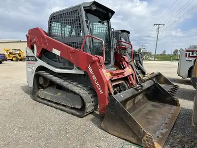 USED 2017 Takeuchi TL10V2
