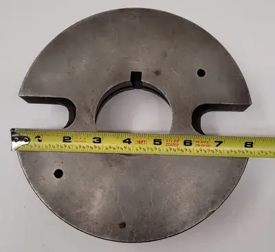 8" FACE PLATE W/ L-0 MOUNT, OVERALL DIAMETER: 8”, CENTER HOLE OD: 4.5”, CENTER HOLE ID: 3.25"