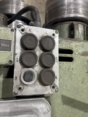 USED ROUNDO ....................... R-4YEAR NEW: ................... 1980