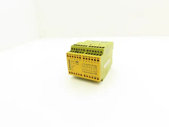 Pilz 774084 PNOZ 11 Safety Relay 115VAC 24VDC