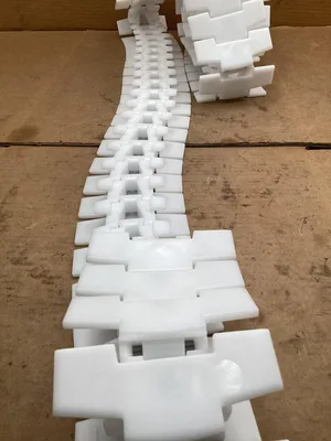 Bosch Rexroth Plastic Flat Conveyor Chain; Vari-Flo 10′ X 4″ -NIB