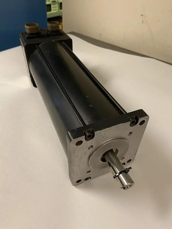 USED ALLEN-BRADLEY 1326AB-A3E-11