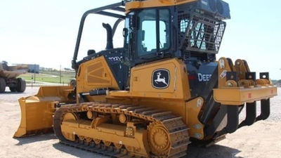 USED 2023 Deere 700 P-TIER XLT