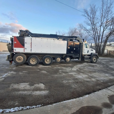 2021 RIVAL T10 Hydro Excavator | VacSource (2)