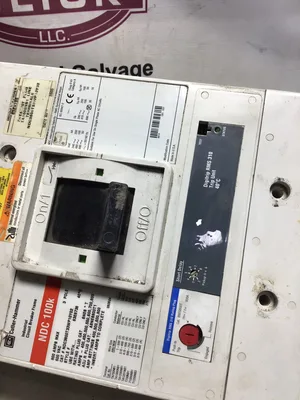 Cutler Hammer NDC3800T33WP10Y02 800 Amp circuit breaker 3 pole