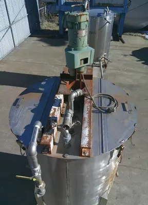 SPC9064  Tank 200 gallon vertical tank, Stainless Steel, 1/2 HP agitator, dish