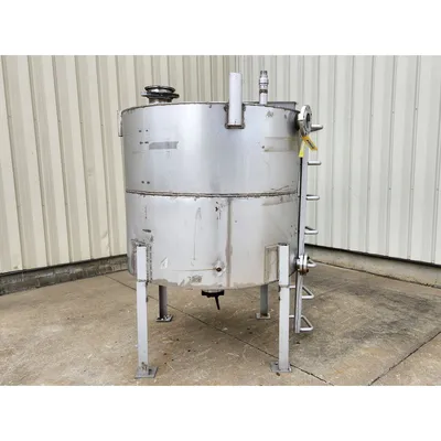 Used 600 Gallon Stainless Steel Industrial Tank with ladder