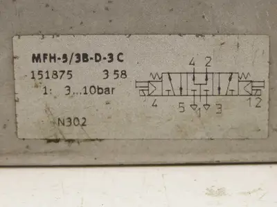 Festo MFH-5/3B-D-3-C Pneumatic Double Solenoid Valve 24VDC 5/3