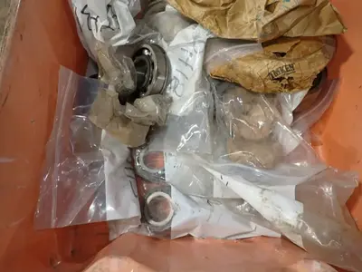 Bearings/tool Holder