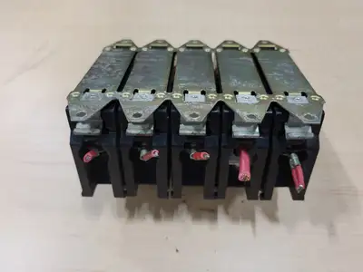 5/10/15/25 Amp Circuit Breaker (Lot of 5)