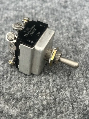 Used Eaton 7662K7 Relays & Switches California US | Davliegogo LLC #1705482