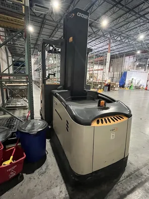 USED 2018 CROWN EQUIPMENT TSP 6500
