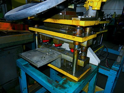 HURRICANE PANEL PUNCHING & SHEARING STATION