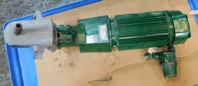 USED LIGHTNIN PORTABLE MIXER X5P200