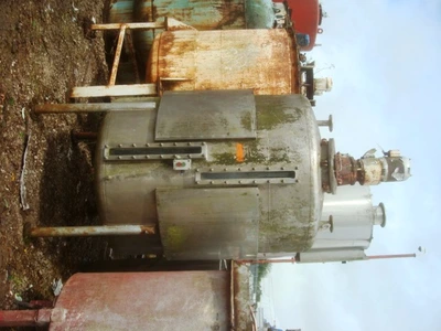 2390L S/S Jktd Enclosed Mixing Tank
