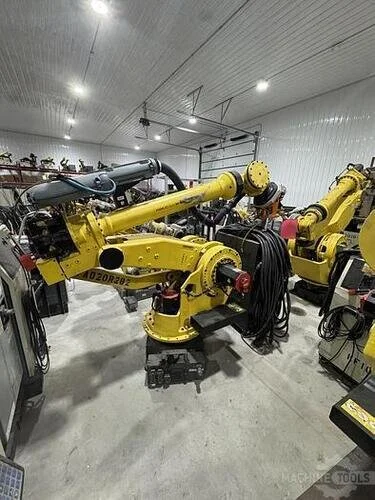Used 2011 FANUC M-900IA/260L Robots Michigan US | RAB Industries, Inc. #184227