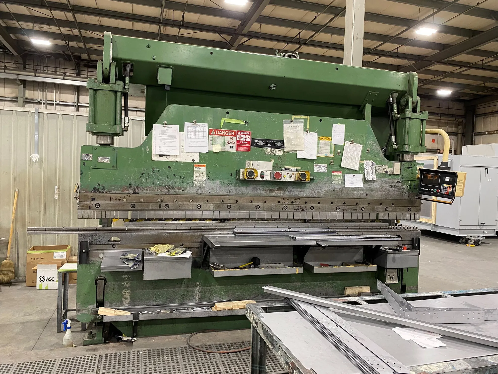 USED 1989 CINCINNATI CB135-10