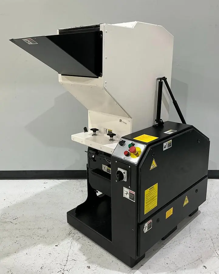 USED MILACRON MG-814