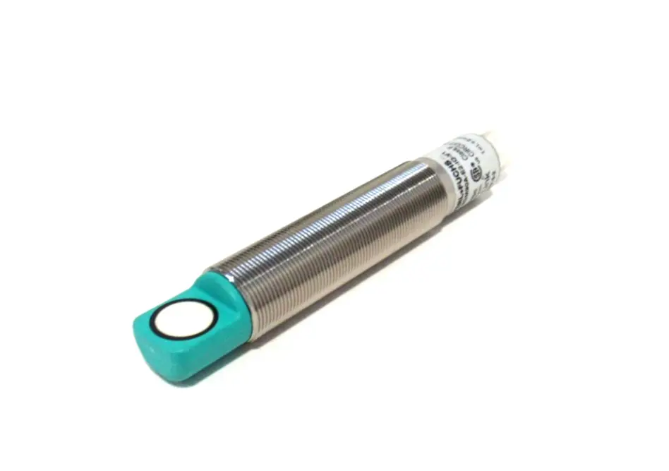 NEW PEPPERL+FUCHS UC1000-18GM90A-E2-IO-V1 ULTRASONIC SENSOR UC100018GM90AE2IOV1